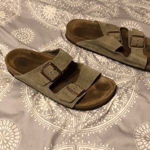 Birkenstock size 41. Tan suede. Arizona. Euc
